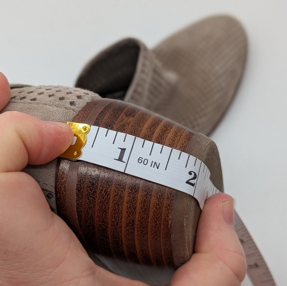 Sam Edelman Paula tan perforated suede leather wedge heel ankle boot 7.5 - Picture 12 of 12